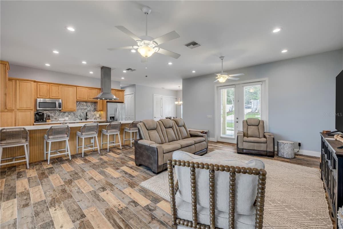 1804 SAXON DRIVE — photo 12 of 73