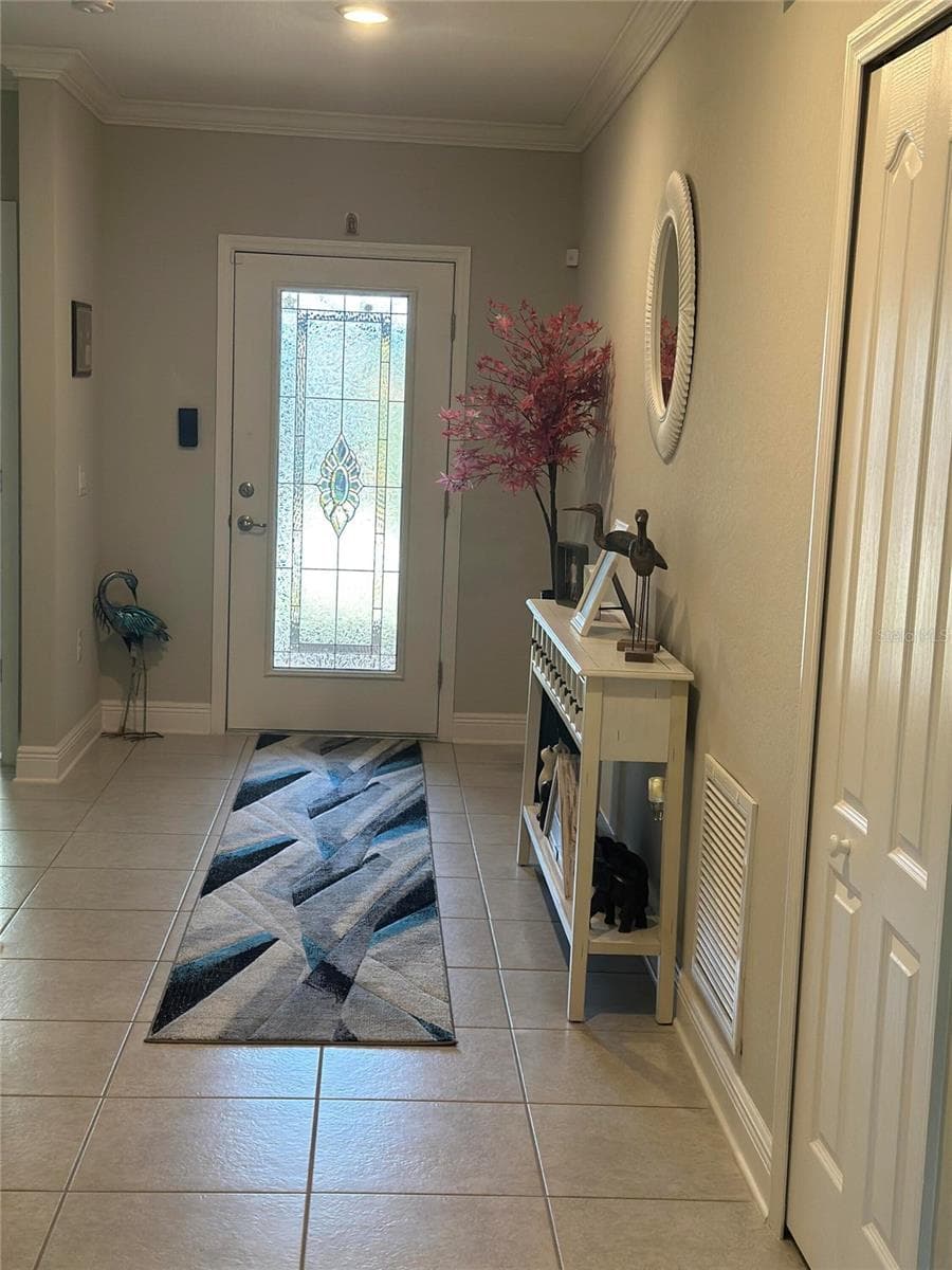 2137 APIAN WAY — photo 8 of 25