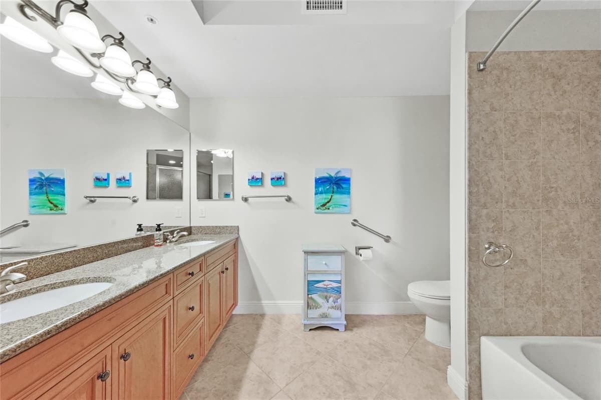 5114 MELBOURNE STREET — photo 16 of 40