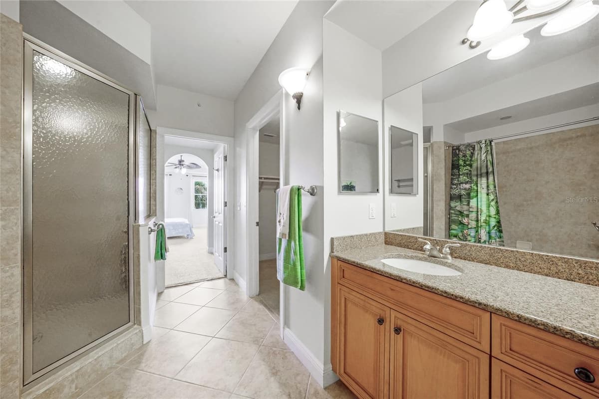 5114 MELBOURNE STREET — photo 17 of 40
