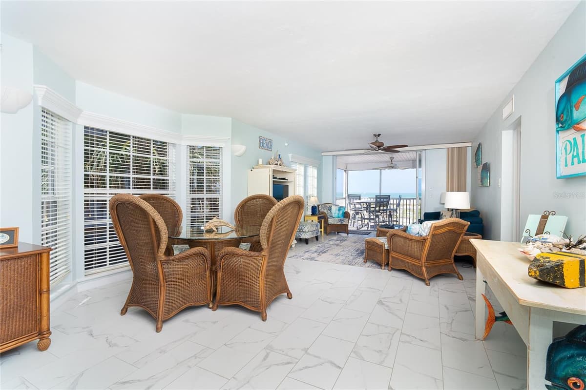 7466 PALM ISLAND DRIVE — photo 14 of 28