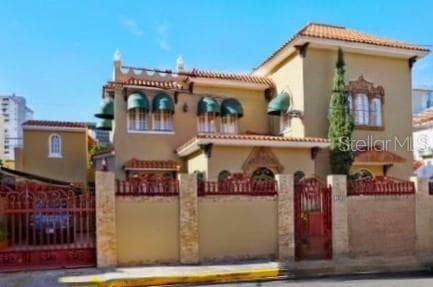 1404 VILA MAYO — photo 1 of 17
