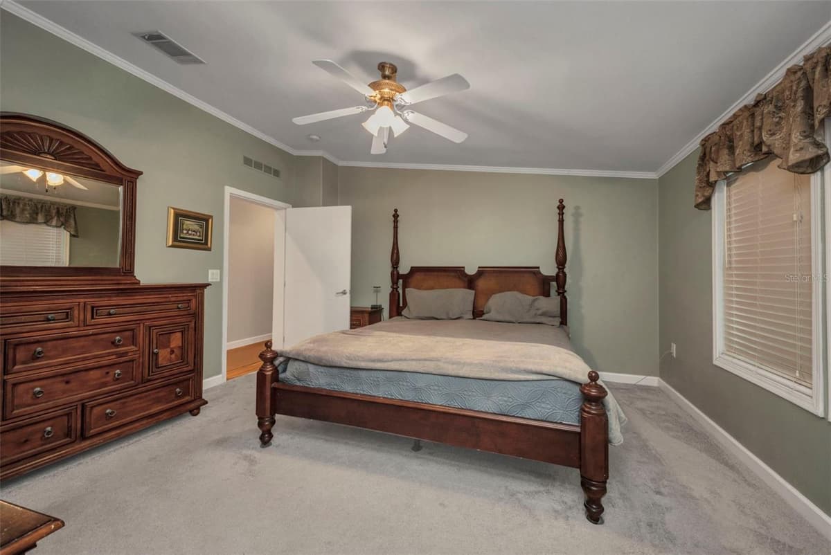 2100 KINGS HWY — photo 18 of 71