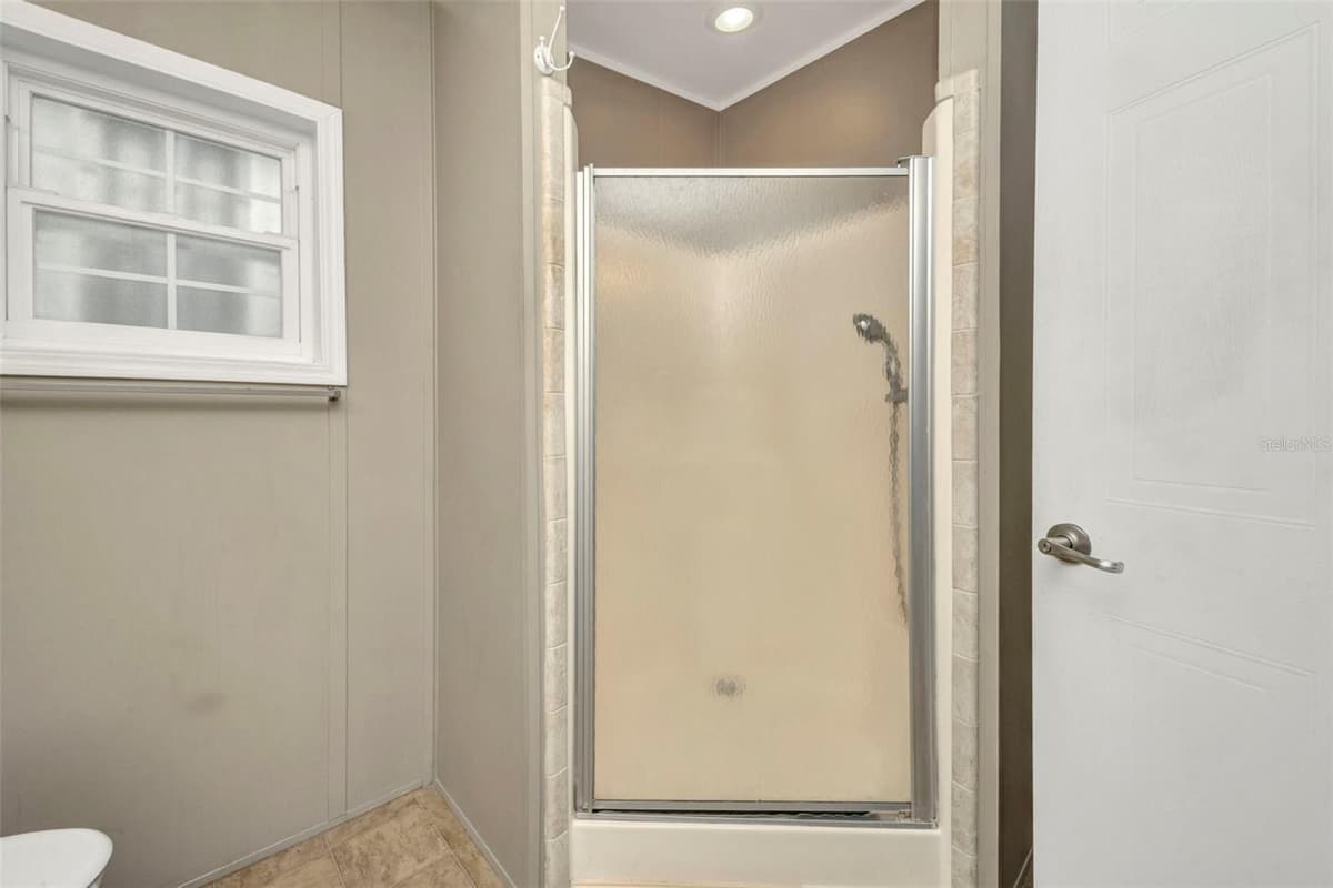 2100 KINGS HWY — photo 23 of 71