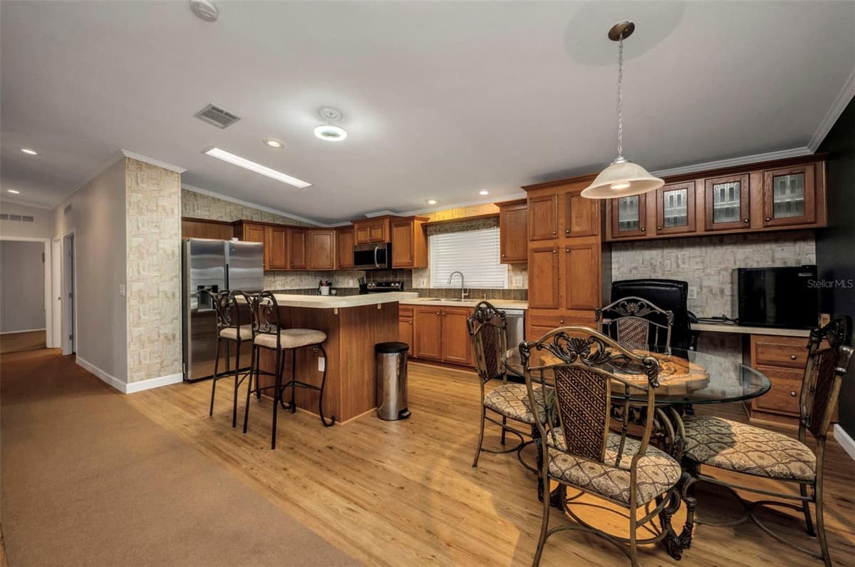 2100 KINGS HWY — photo 10 of 71