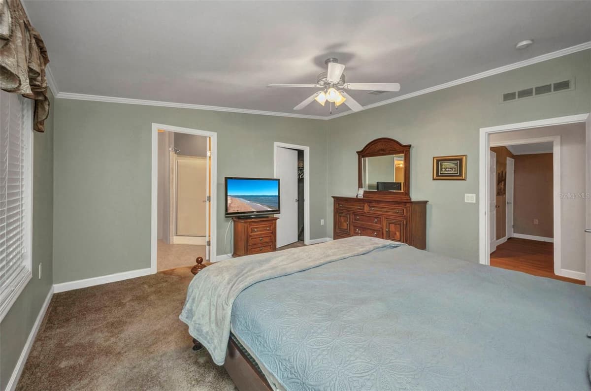 2100 KINGS HWY — photo 20 of 71