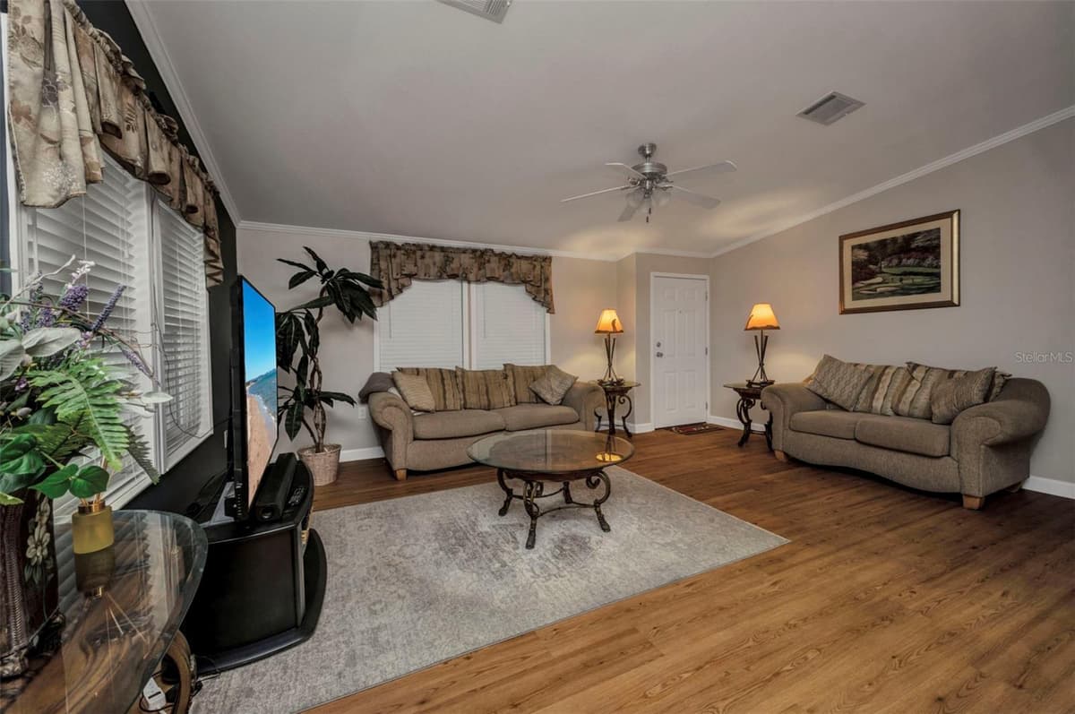2100 KINGS HWY — photo 15 of 71