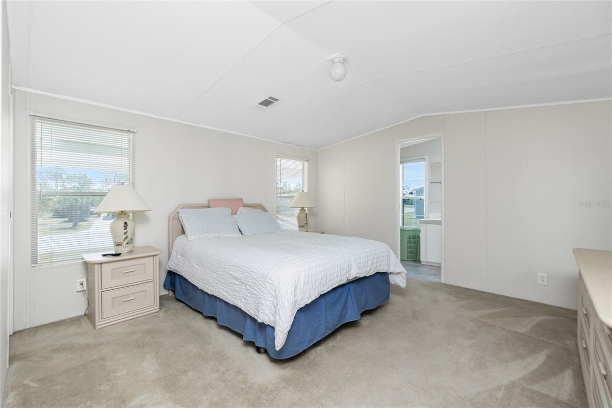 7364 TISA AVENUE — photo 12 of 41