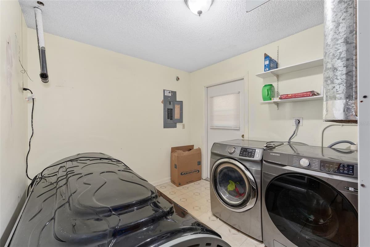 3601 35TH COURT — photo 17 of 21