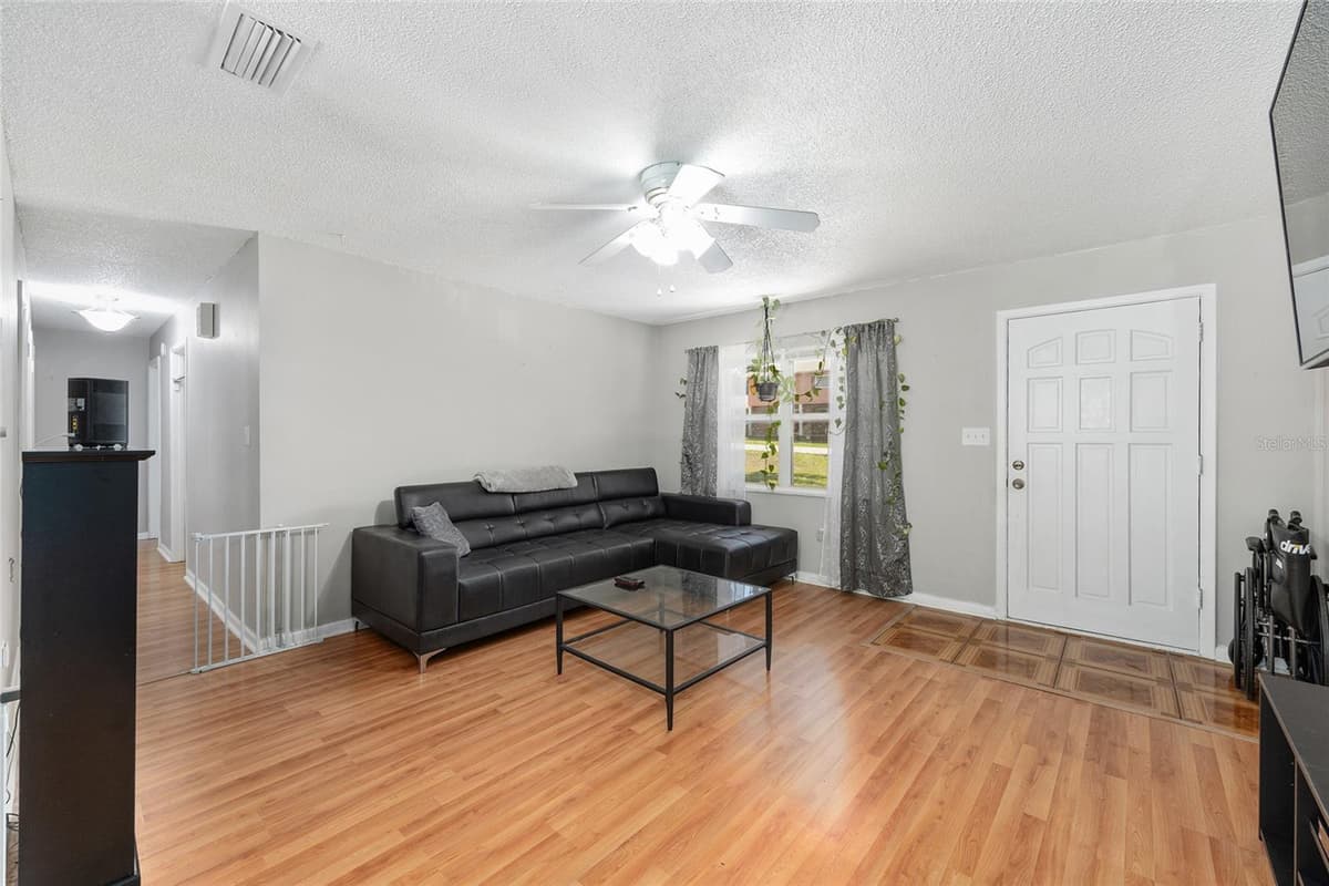 3601 35TH COURT — photo 4 of 21