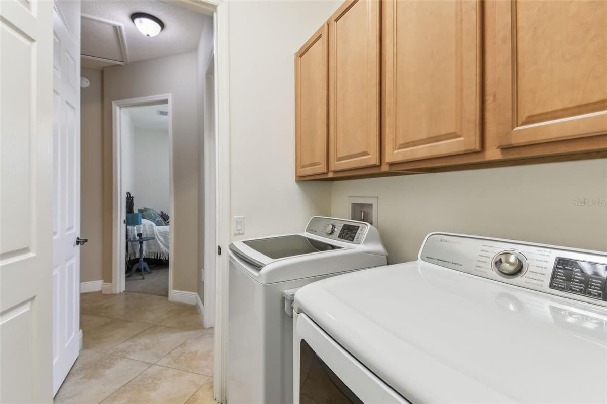 429 VILLA PARK ROAD — photo 33 of 59