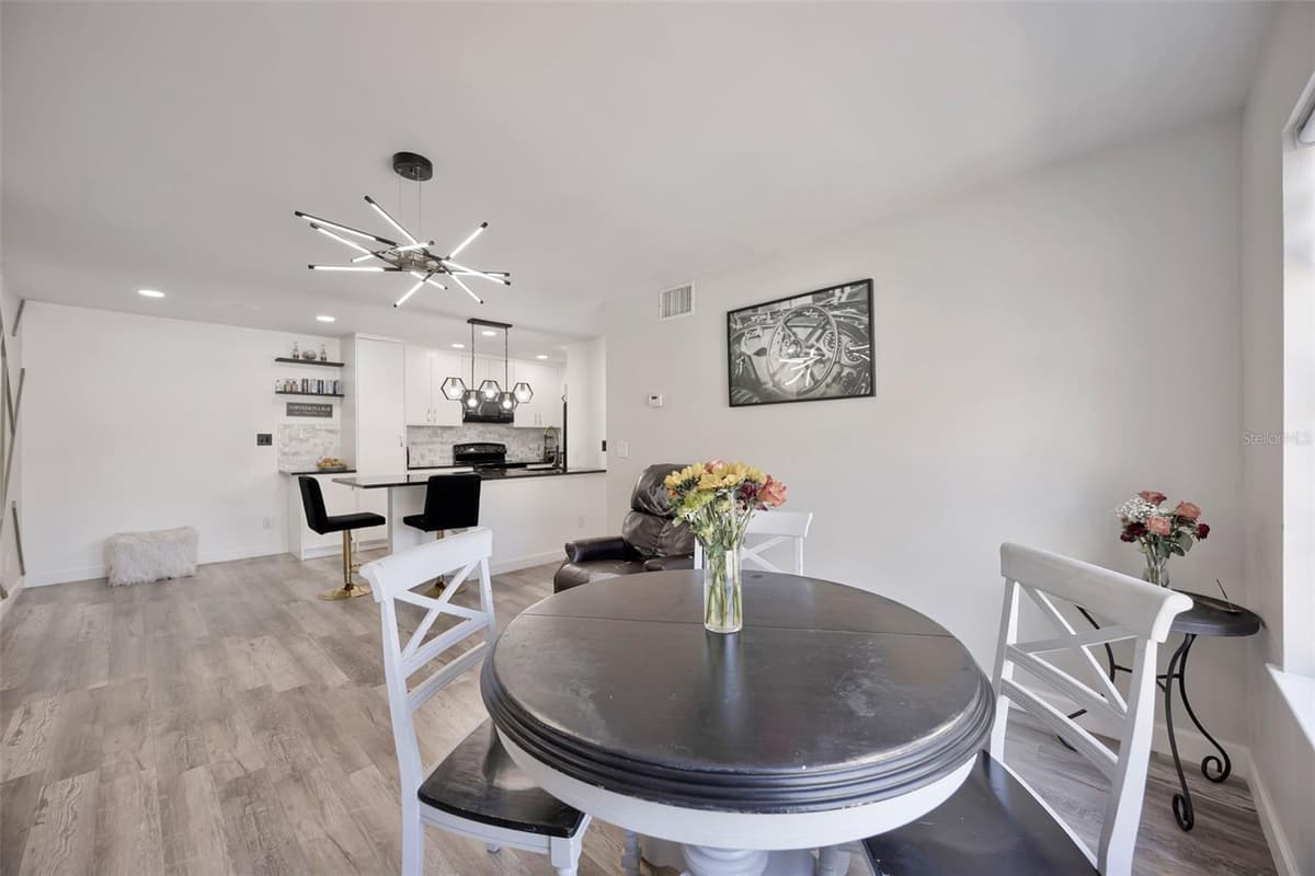 6142 WESTGATE DRIVE — photo 13 of 32