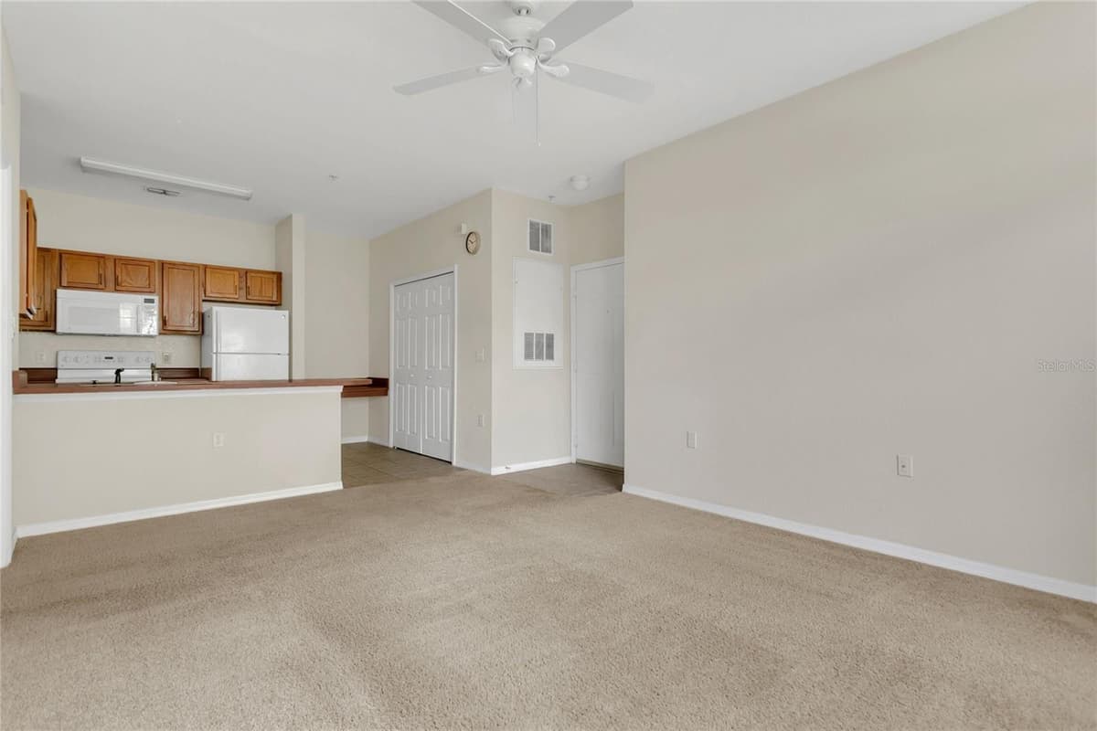 8213 CLAIRE ANN DRIVE — photo 4 of 25