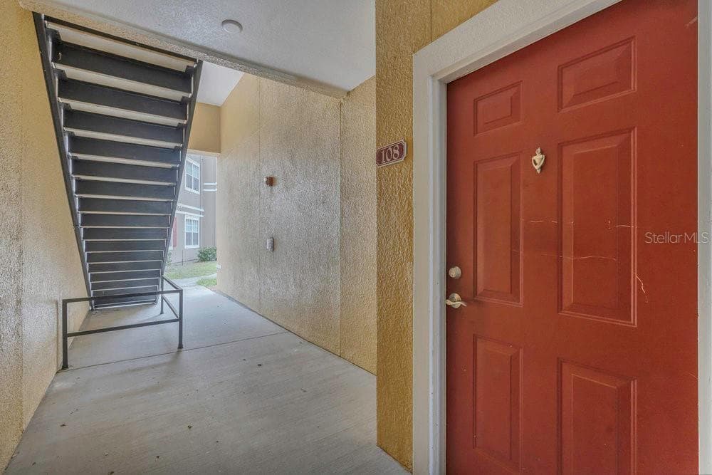 8213 CLAIRE ANN DRIVE — photo 2 of 25