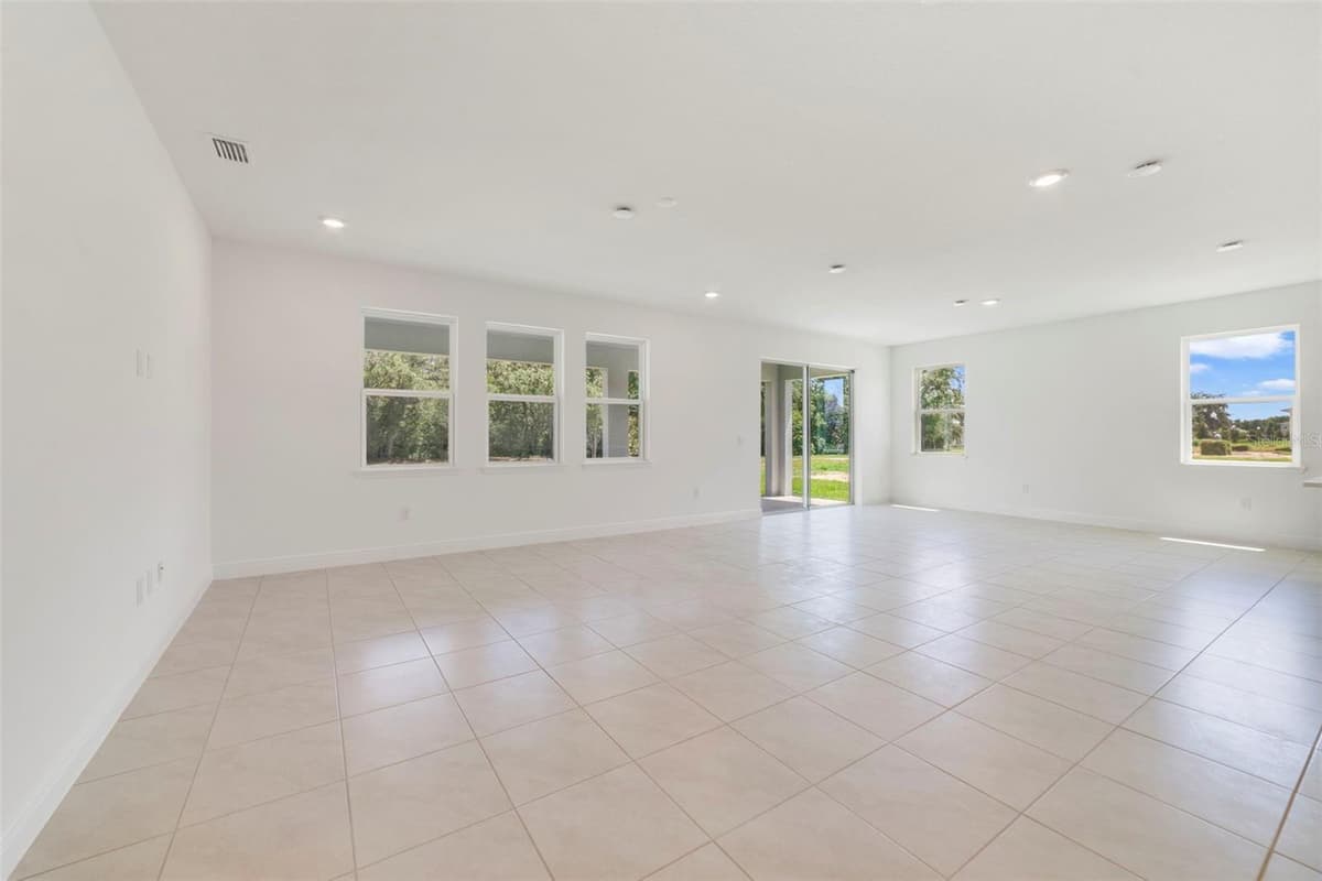 3057 WATER CLOVER COURT — photo 10 of 23