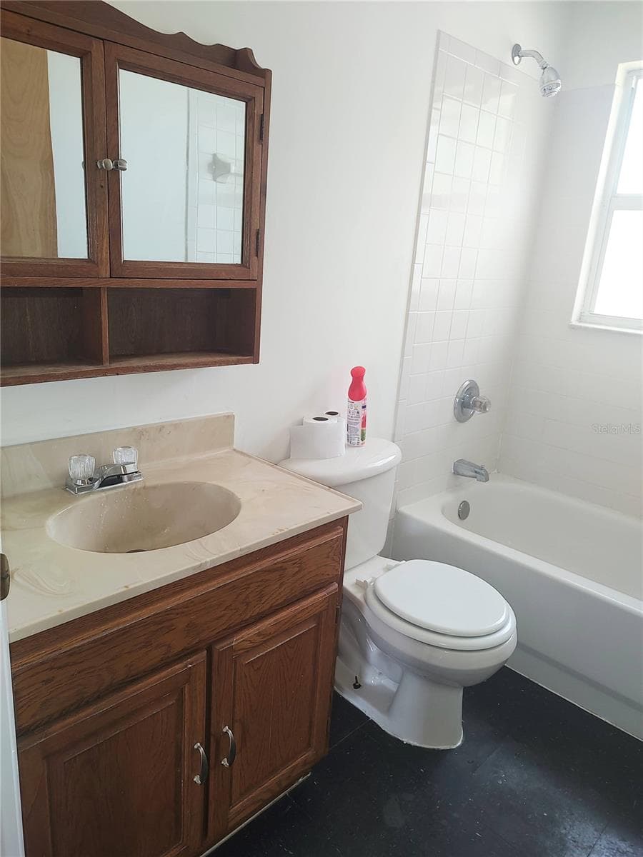 540 MATHIS AVENUE — photo 19 of 27