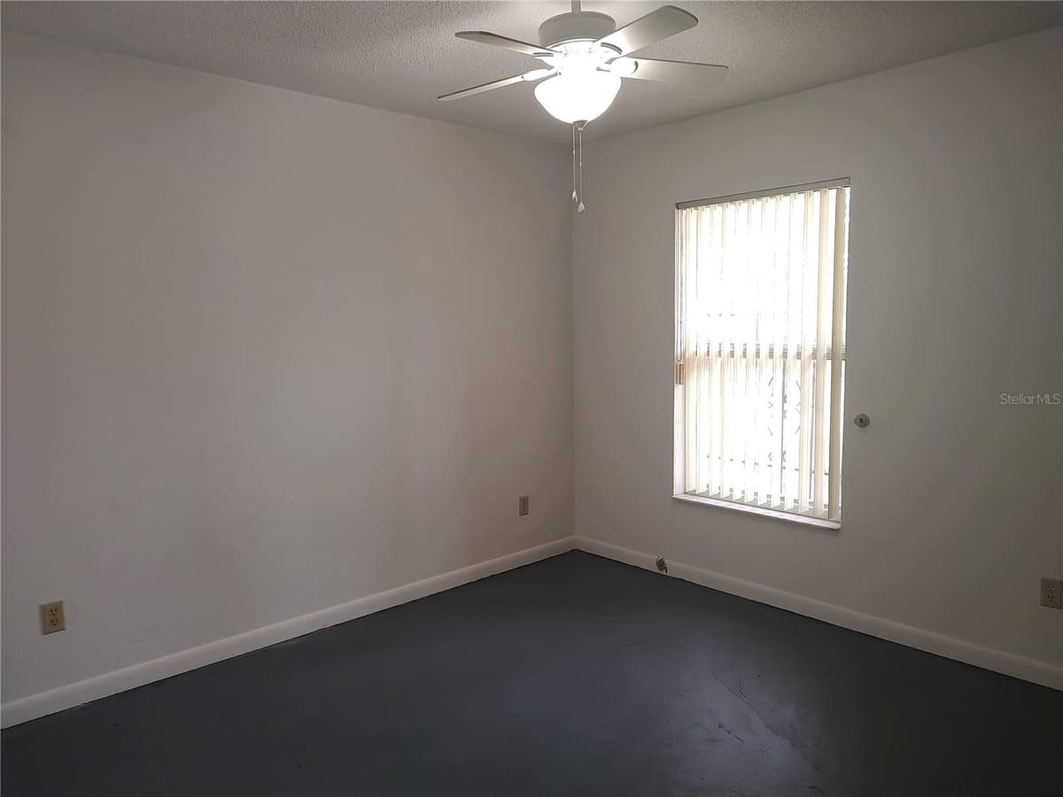 540 MATHIS AVENUE — photo 14 of 27