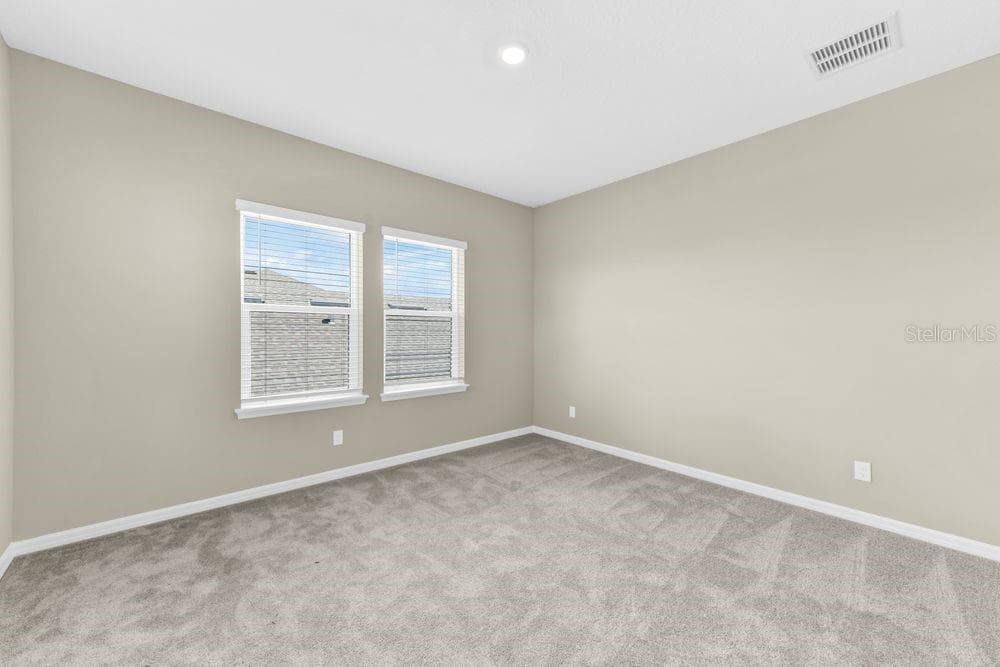 7052 FOXBORO WAY — photo 8 of 26
