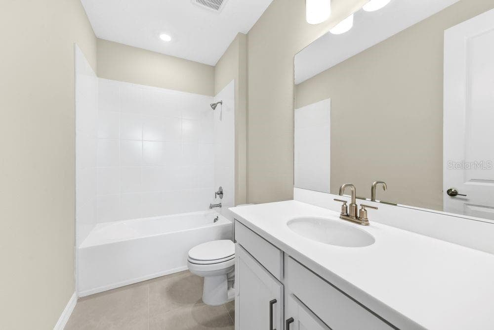 7052 FOXBORO WAY — photo 15 of 26