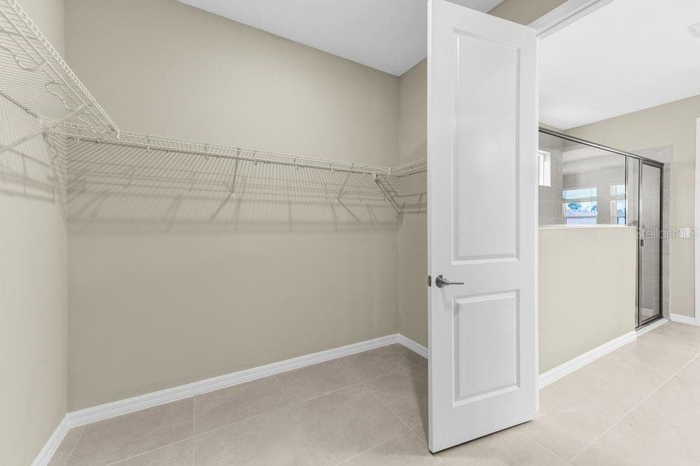 7052 FOXBORO WAY — photo 11 of 26