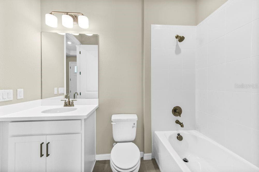 7052 FOXBORO WAY — photo 14 of 26