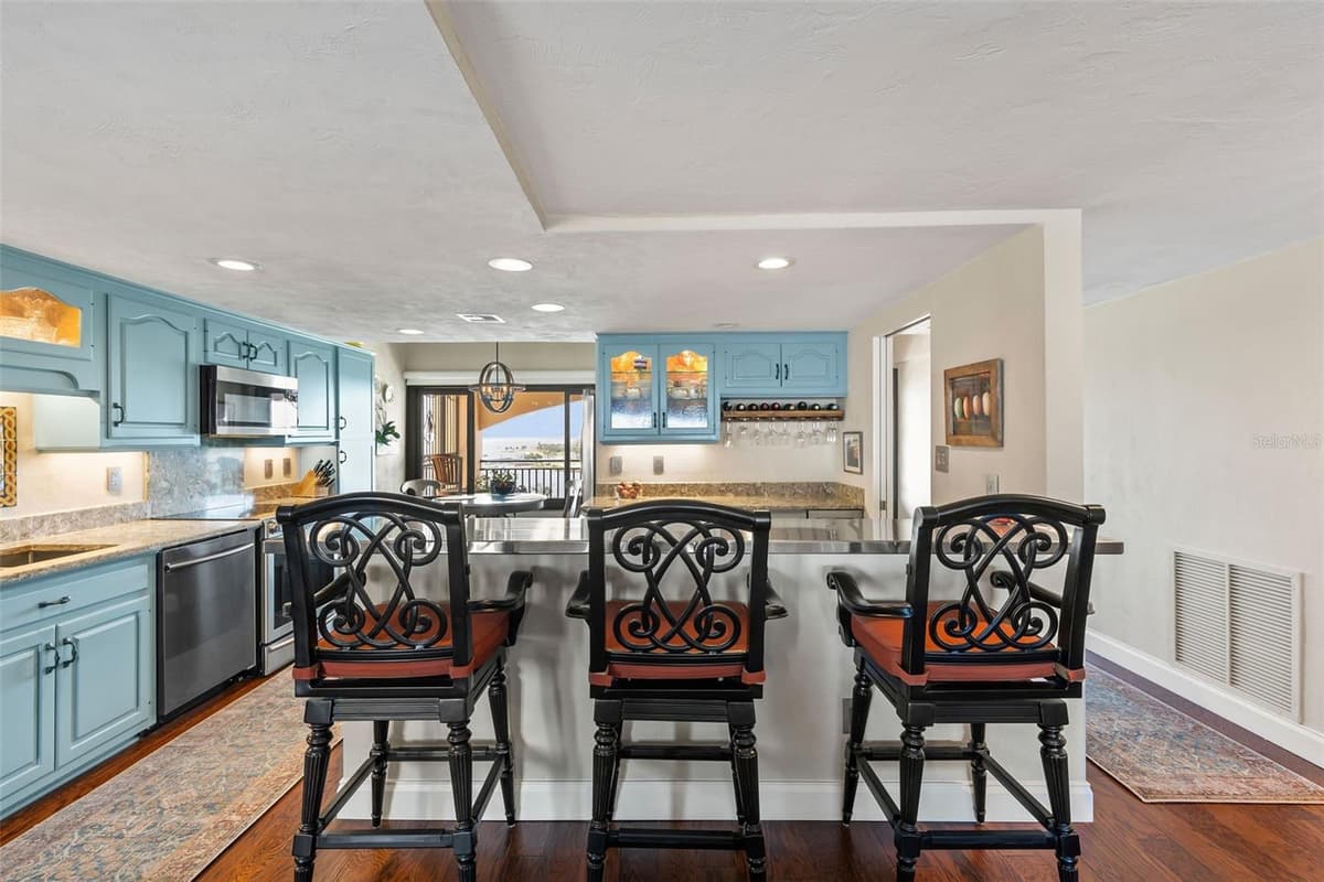 761 MARINA POINT DRIVE — photo 12 of 100