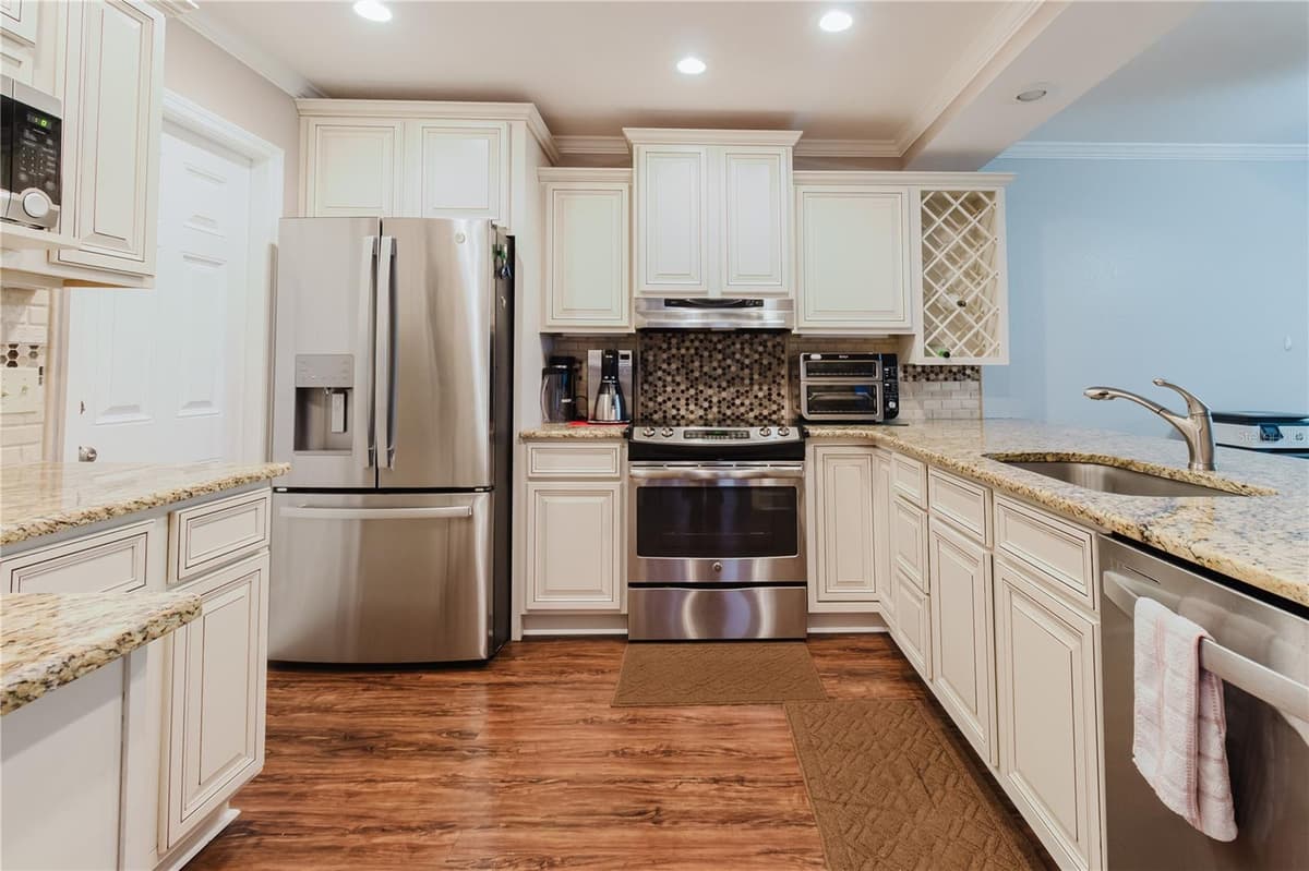 2858 PALO VERDE DRIVE — photo 8 of 34