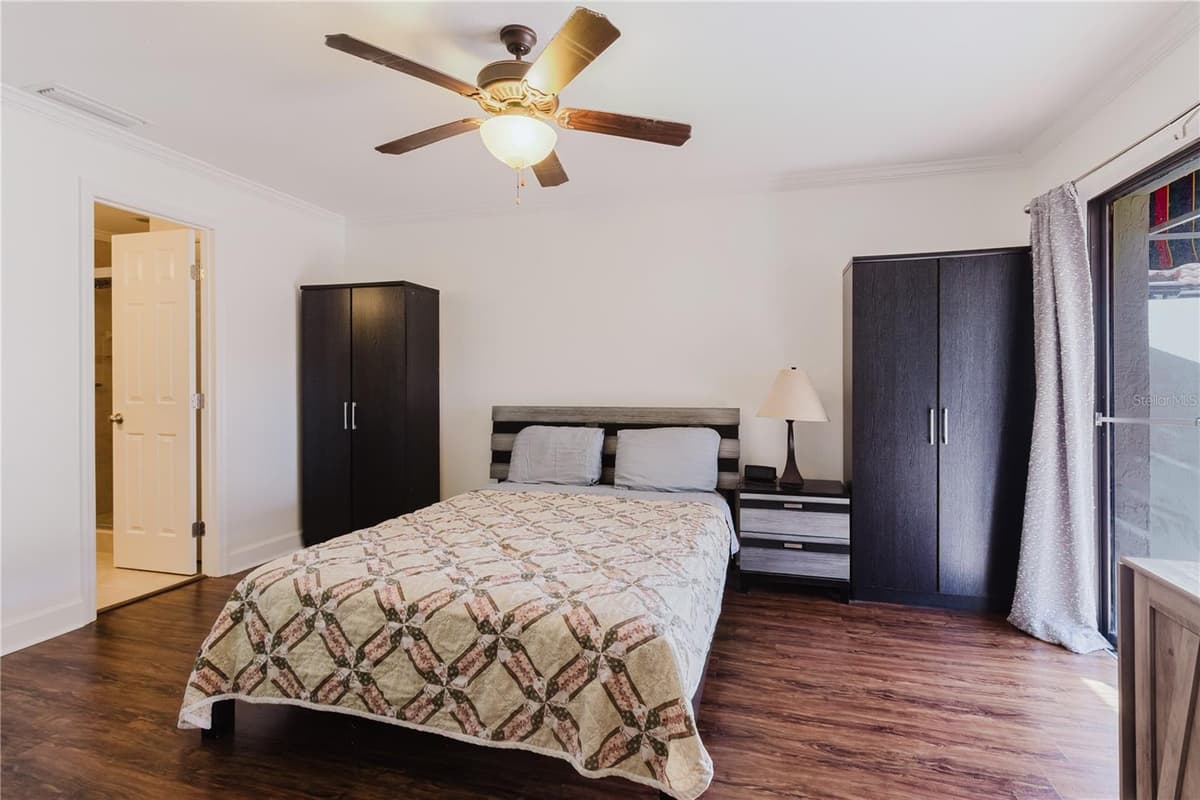 2858 PALO VERDE DRIVE — photo 10 of 34