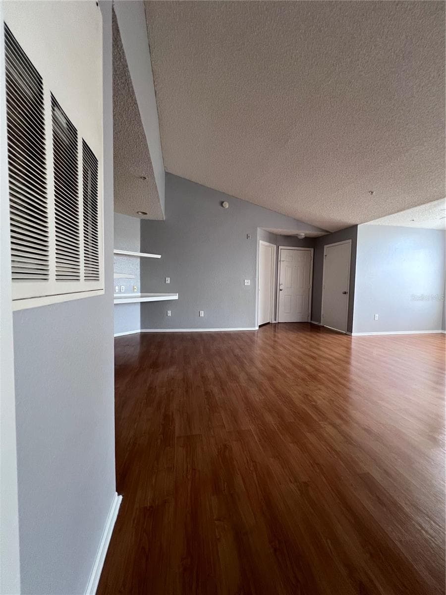 2202 KEY WEST COURT — photo 12 of 33