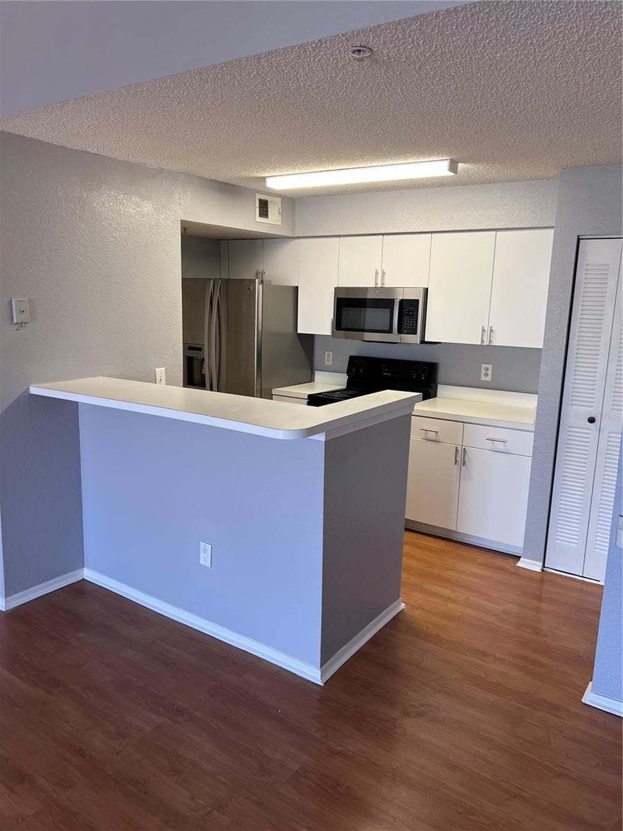 2202 KEY WEST COURT — photo 9 of 33
