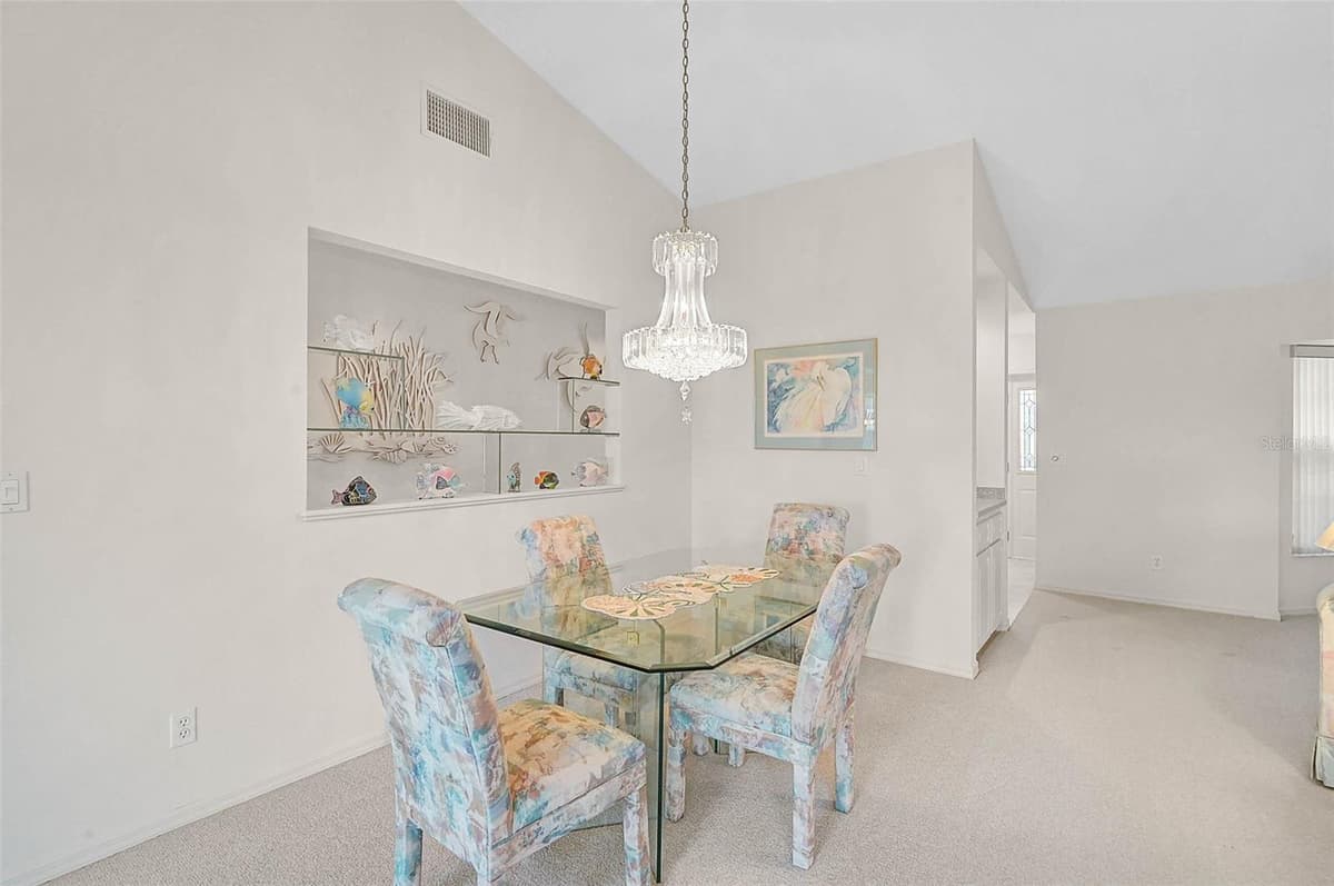4360 PRESIDENTIAL AVENUE CIRCLE — photo 4 of 31