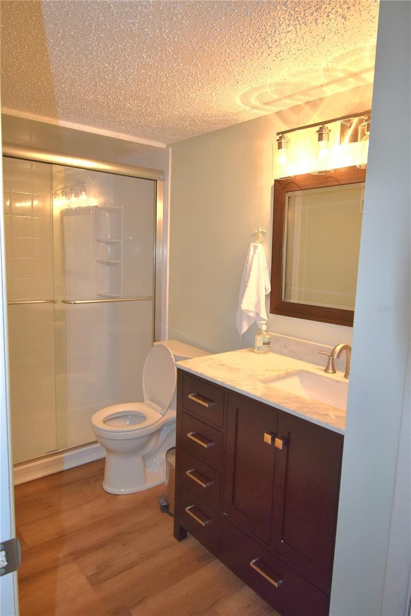 940 VIRGINIA STREET — photo 16 of 24