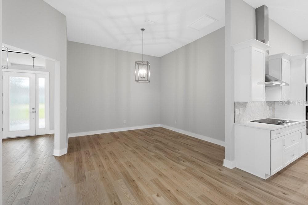 17444 NOKOTA AVENUE — photo 4 of 20