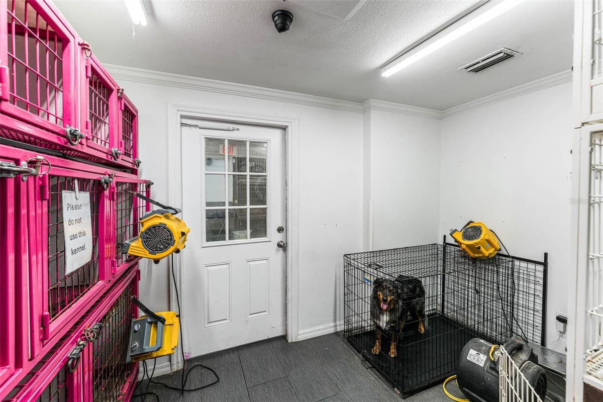 18 & 20 PLANT STREET — photo 17 of 45