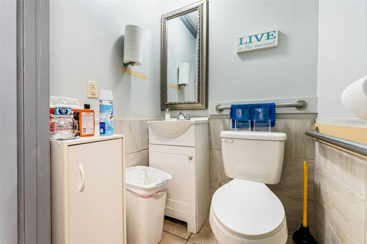 18 & 20 PLANT STREET — photo 10 of 45