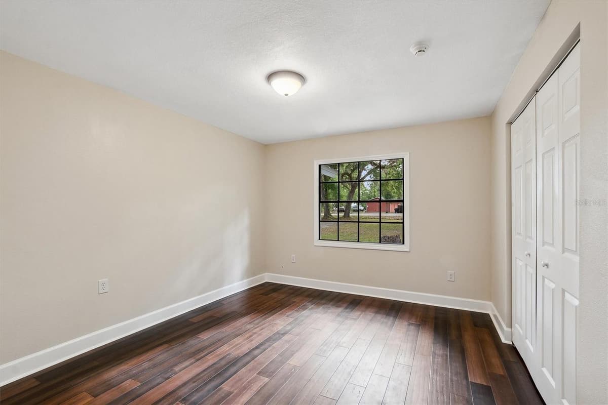 6005 IKE SMITH ROAD — photo 16 of 48