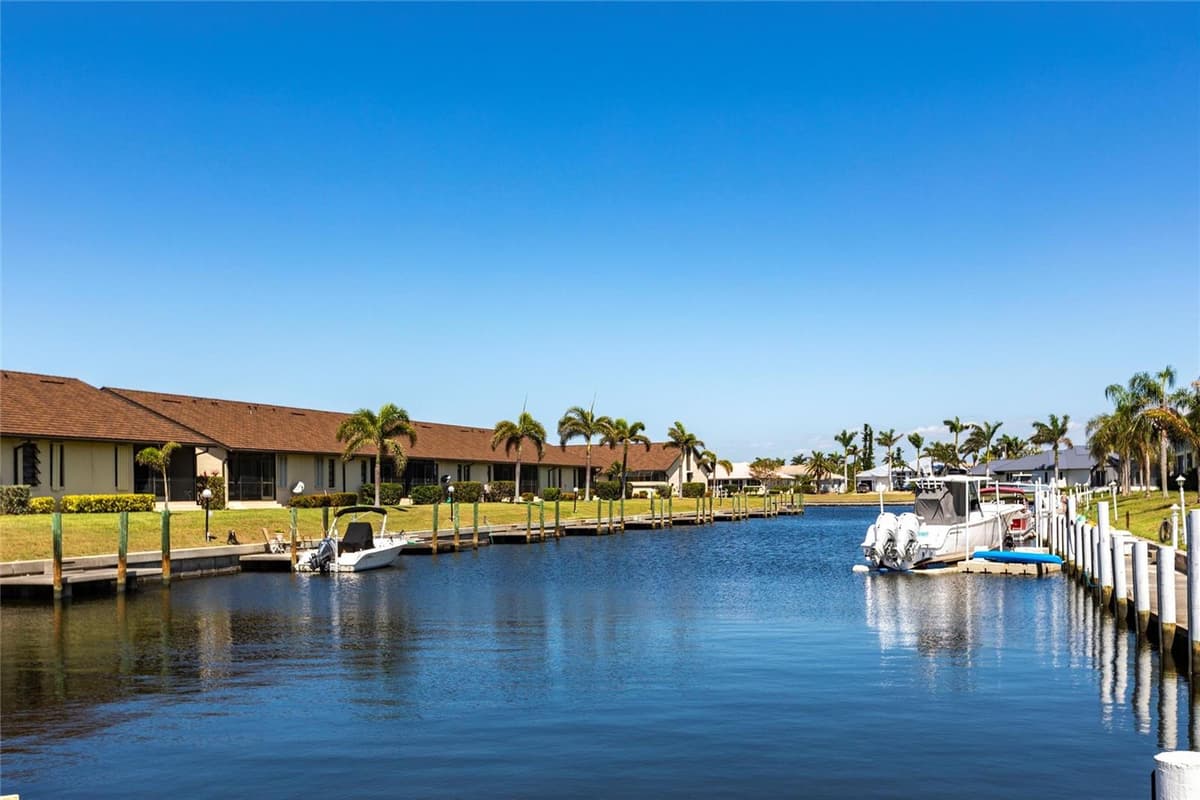 4000 BAL HARBOR BOULEVARD — photo 19 of 31