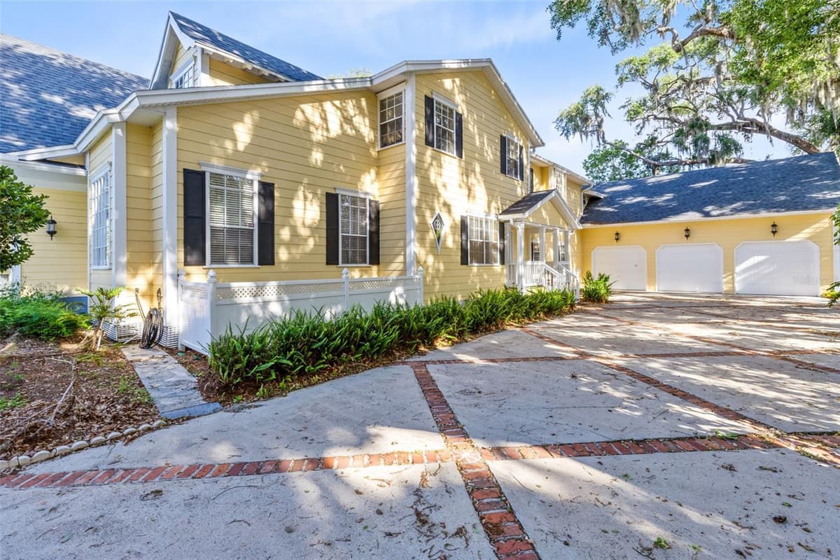 910 CYPRESS AVENUE — photo 59 of 61