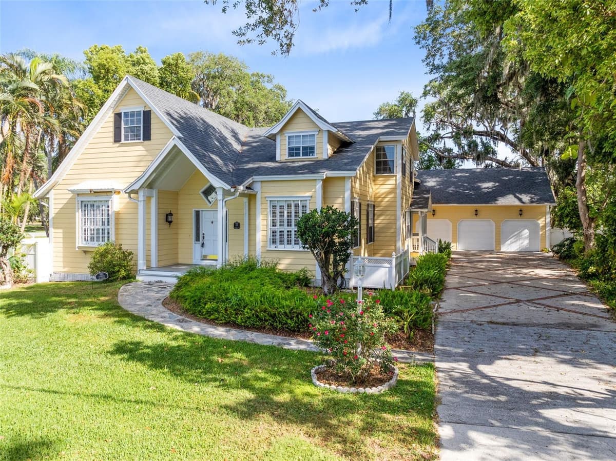 910 CYPRESS AVENUE — photo 57 of 61