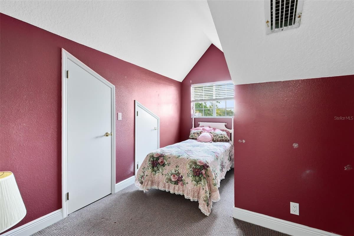 910 CYPRESS AVENUE — photo 30 of 61
