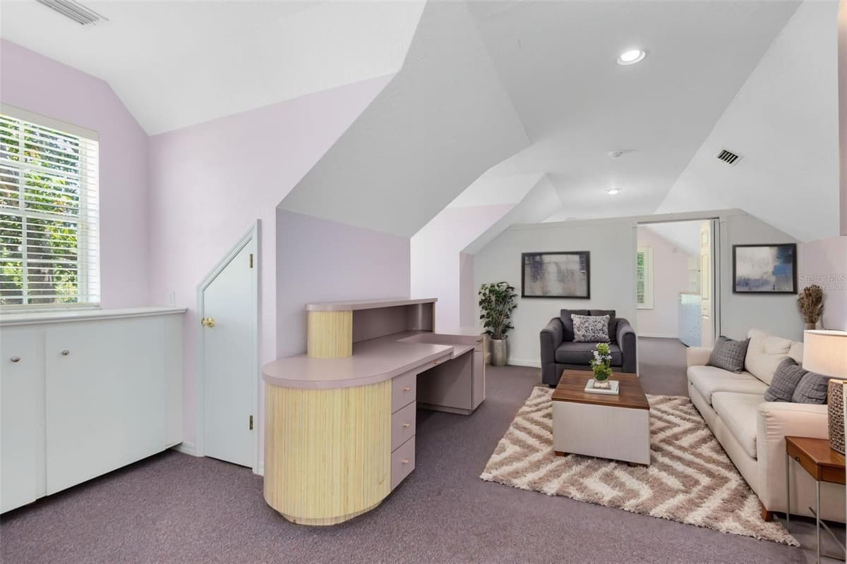 910 CYPRESS AVENUE — photo 36 of 61