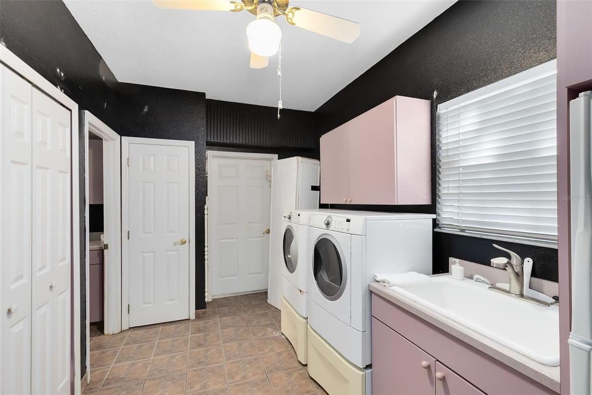 910 CYPRESS AVENUE — photo 32 of 61