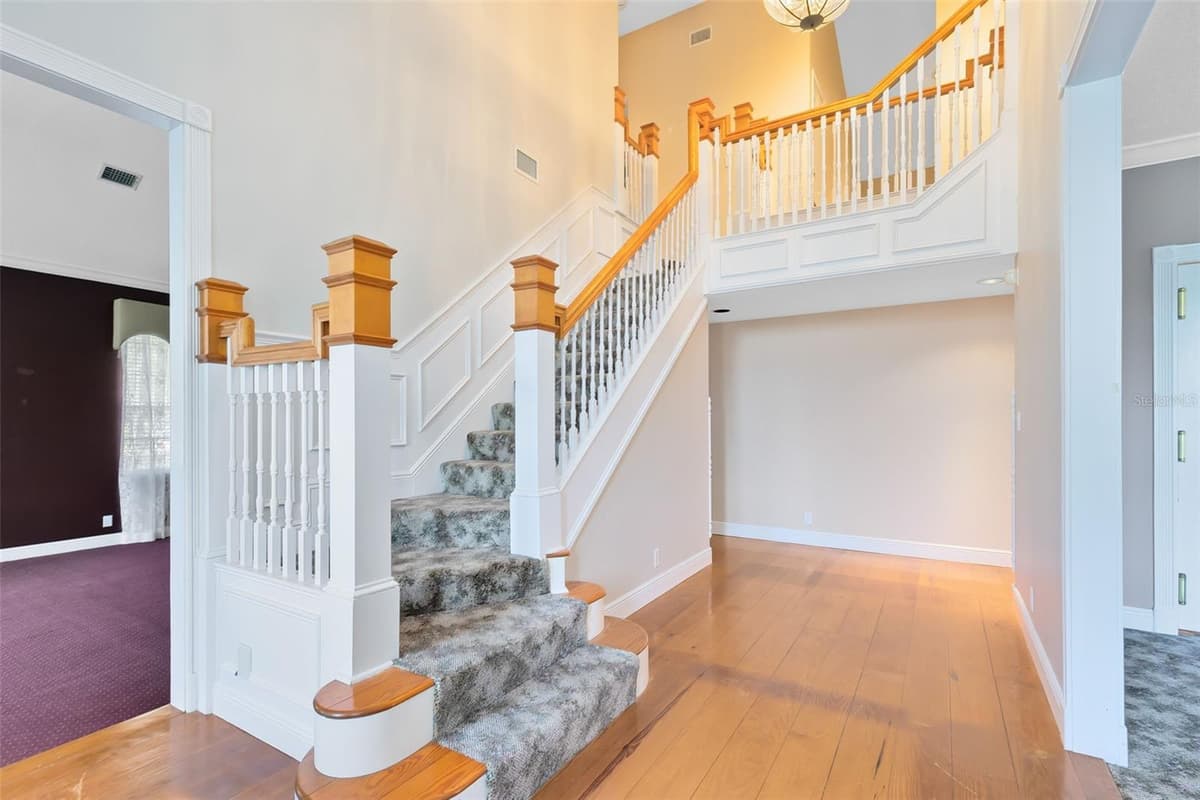 910 CYPRESS AVENUE — photo 5 of 61