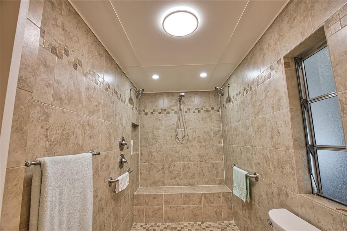 108 LA PALOMA — photo 46 of 57