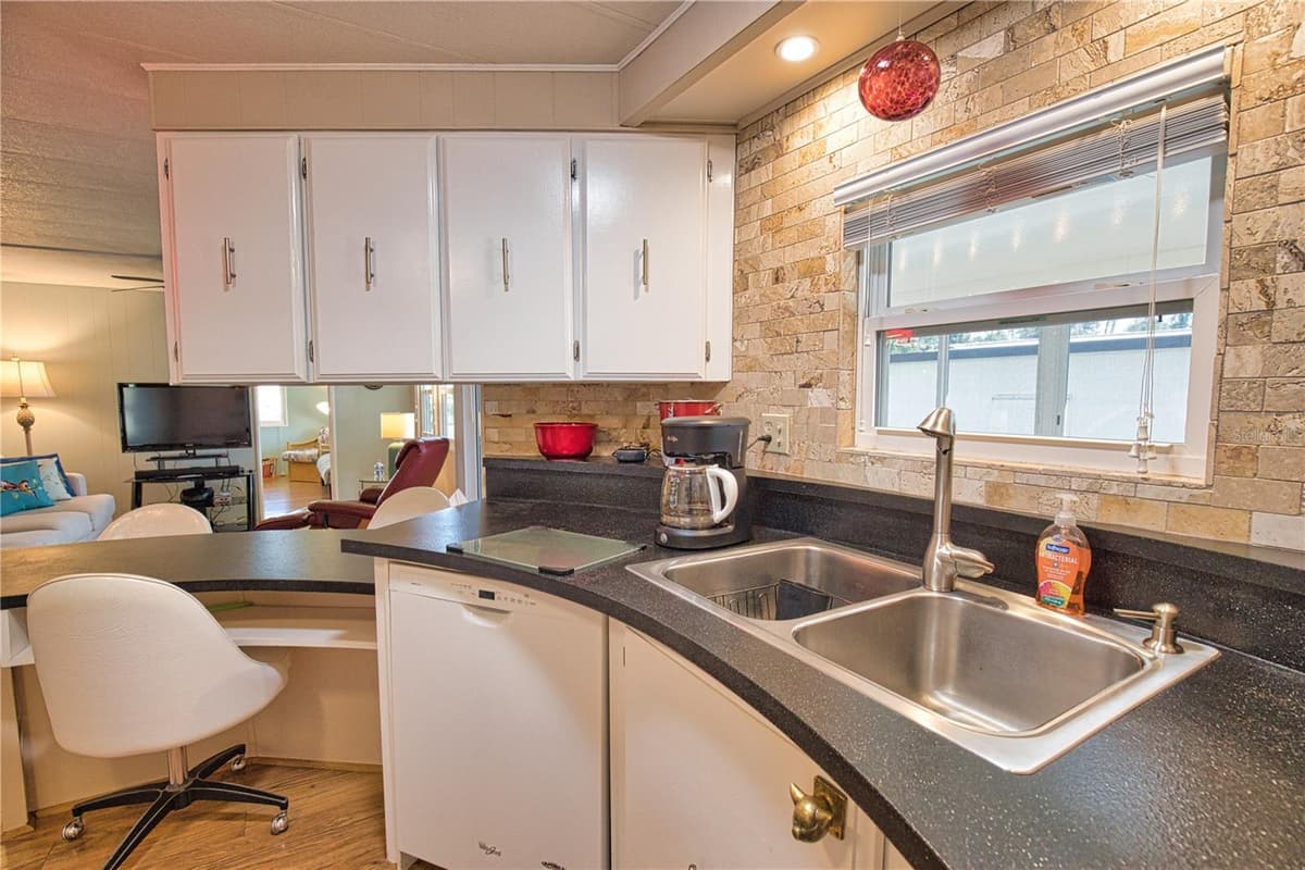 108 LA PALOMA — photo 19 of 57