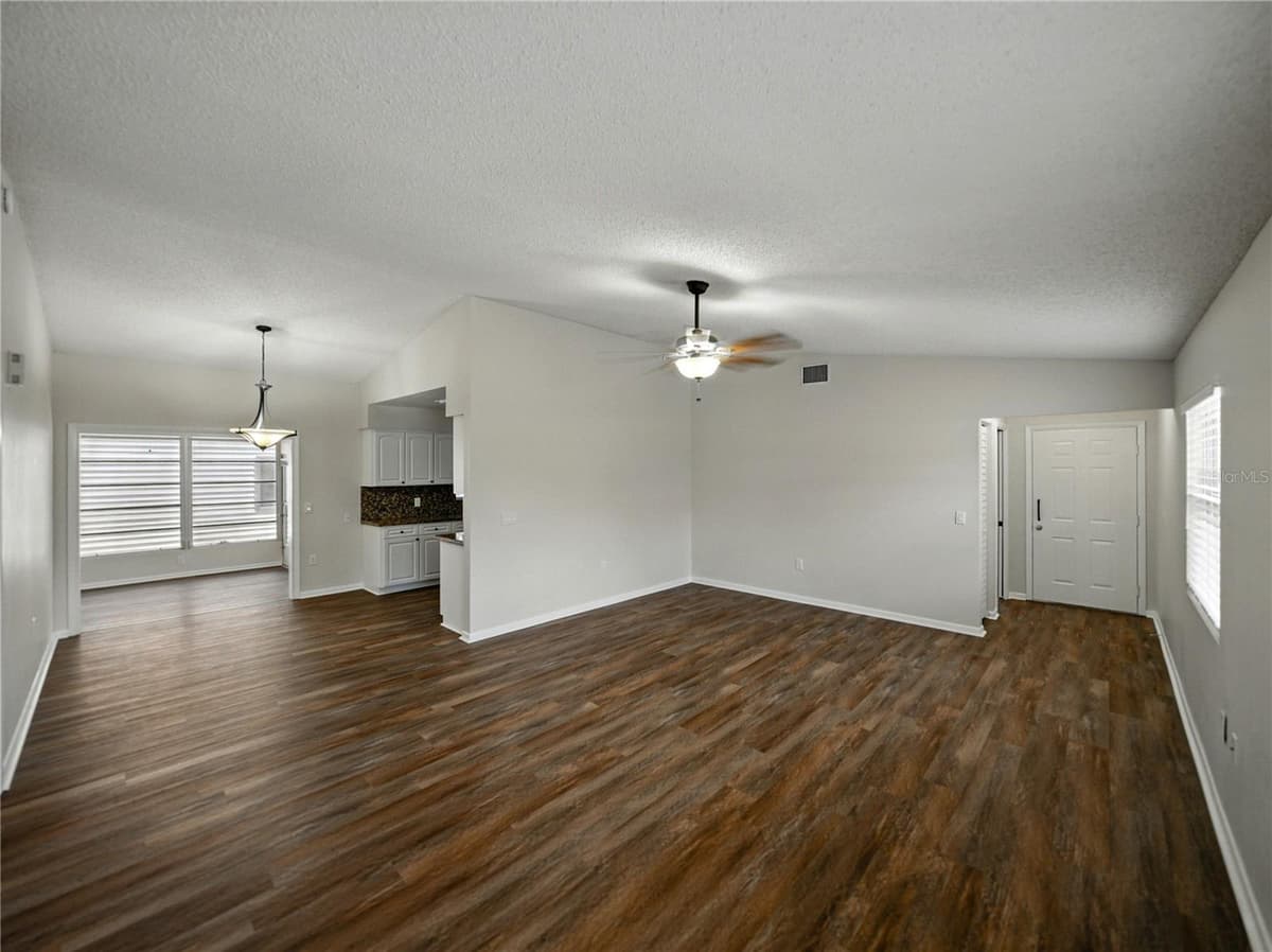 4965 GOLDENVIEW LANE — photo 19 of 55