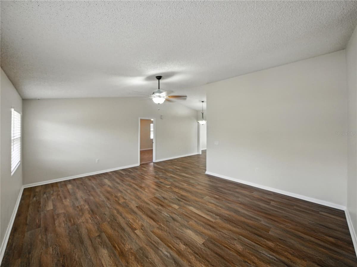 4965 GOLDENVIEW LANE — photo 18 of 55