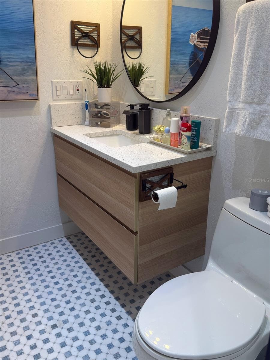 4510 EL CONQUISTADOR PARKWAY — photo 40 of 69