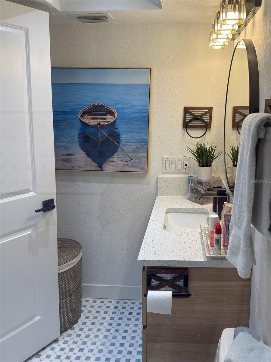 4510 EL CONQUISTADOR PARKWAY — photo 36 of 69