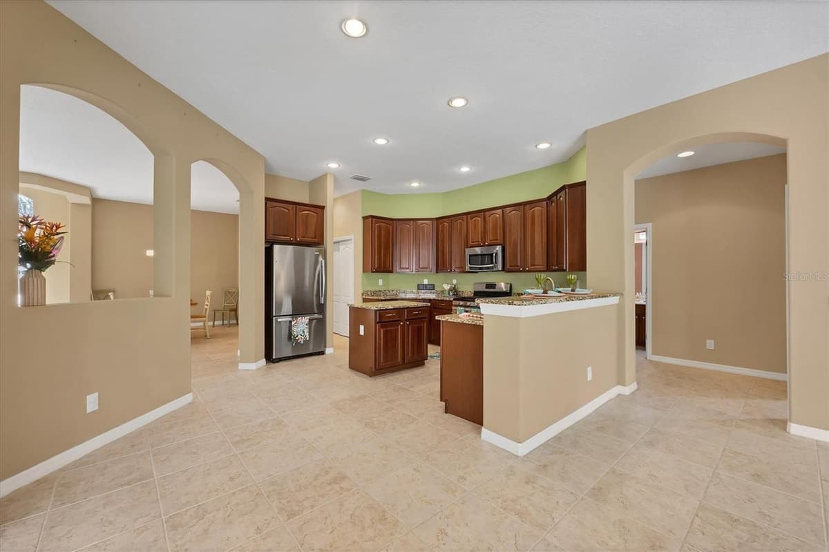 1241 CREEK NINE DRIVE — photo 10 of 70